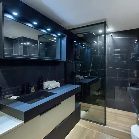 Lägenhet Luxury Equinox 3 Bedrooms