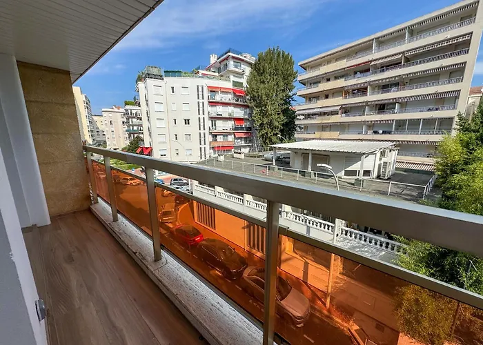 Luxury Equinox 3 Bedrooms Lägenhet