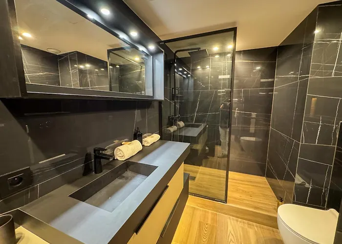 Lägenhet Luxury Equinox 3 Bedrooms Cannes